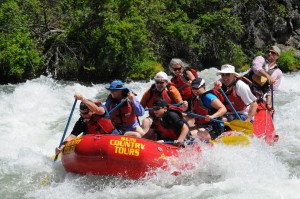 white water rafting central oregon