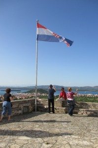 Coastal views inspire visitors in Sibonek. Coastal view in Sibonek.