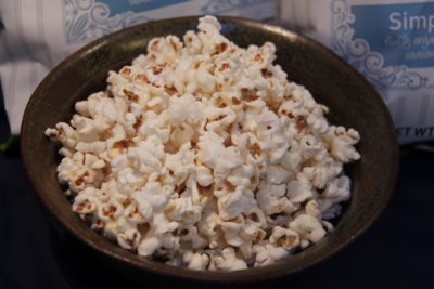 All of G.H. Cretor popcorn varieties feature big, fluffy kernels.