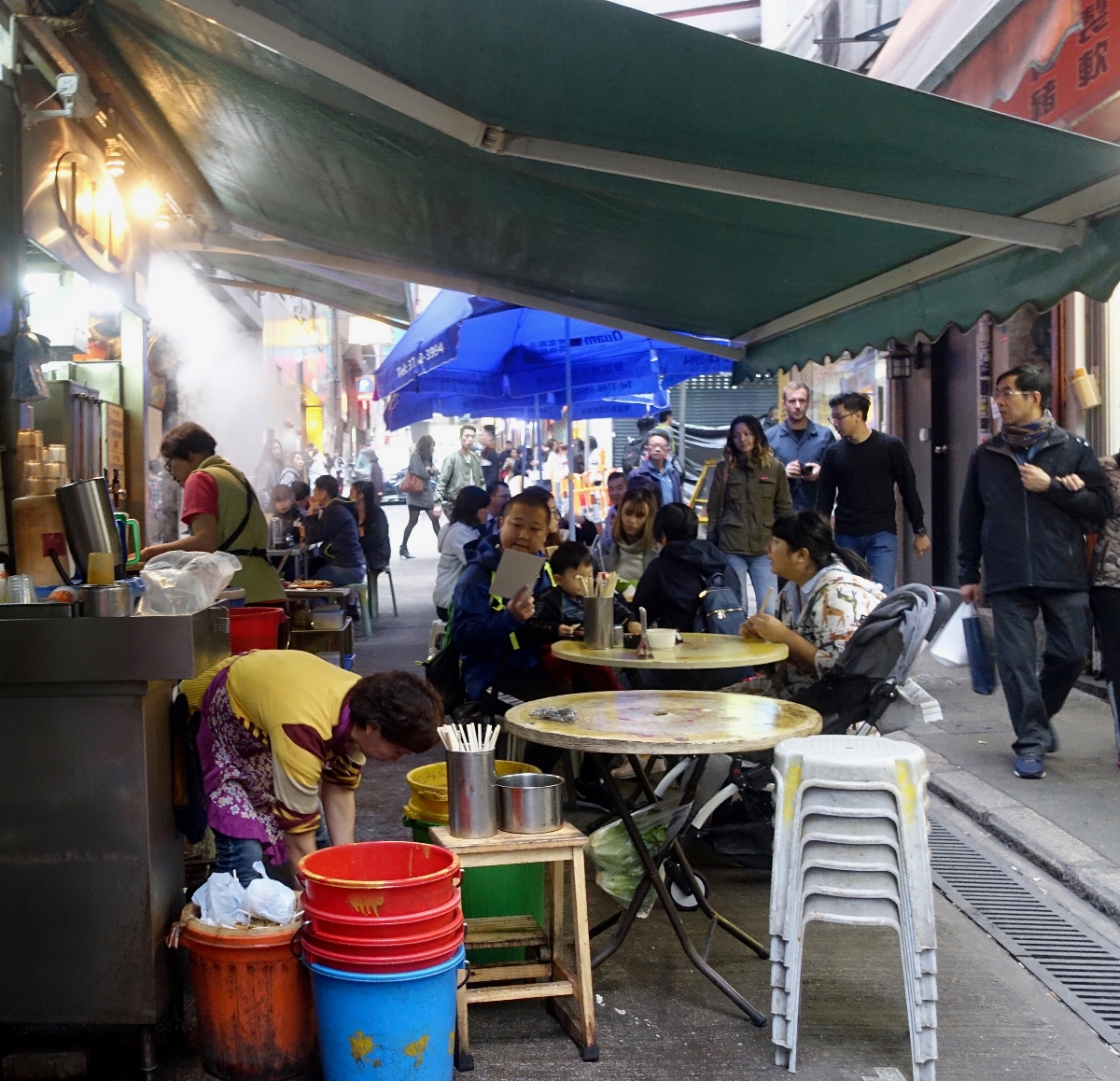 Hong Kong Foodie Tour: An Immersion Into Local Culture
