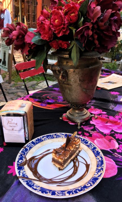 Baltics by the Bite: Tallinn - Tordiloik Torte.