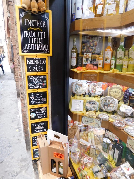 A store window in Siena shows one of the places where you can find Tuscan truffles.