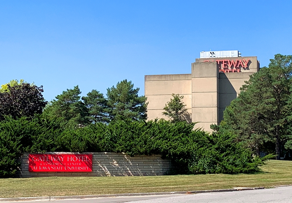 Gateaway Hotel and Conference Center.