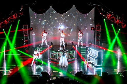 The Haygoods performa nce in Branson.