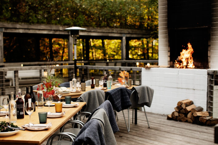 Outdoor dining Photographs of NOVO Restaurant at Wild Rice retreat in Bayfield, WI. All photos taken by The Restaurant Project 2021.