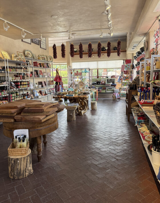Santa Fe School of Cooking market.